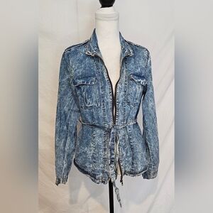 *LIKE NEW* Glam Dollz Shirt